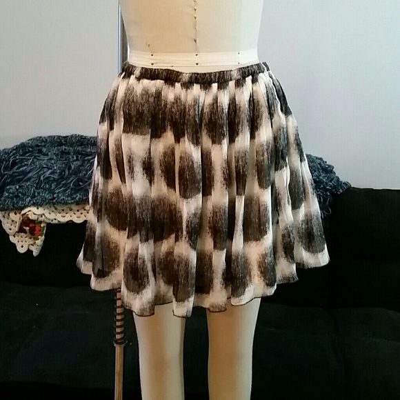 Madewell Dresses & Skirts - Broadway & Broome Polka Dot Silk "Poet" Skirt szM